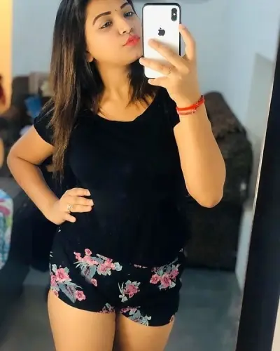 Tizit Escorts